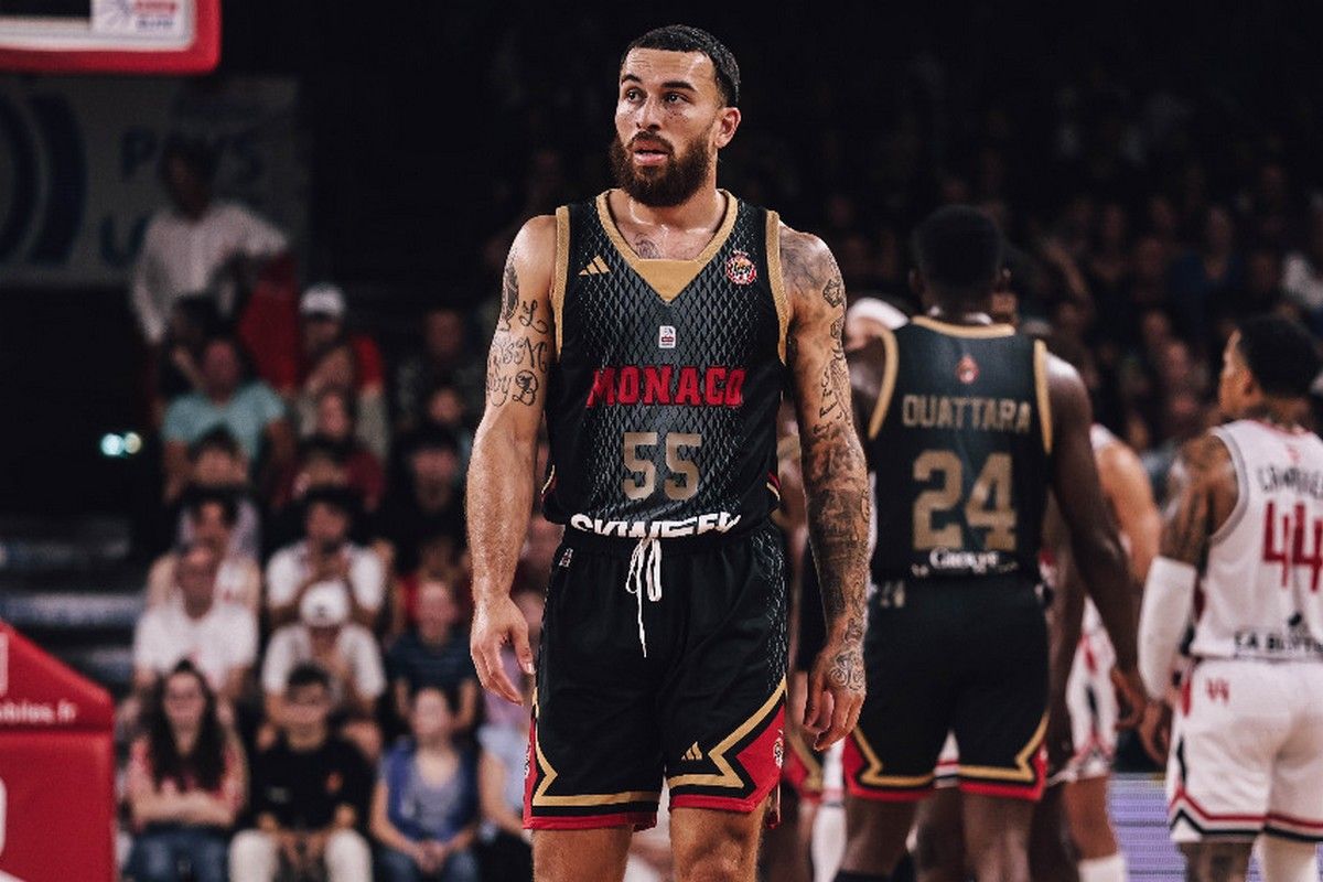 Μάικ Τζέιμς