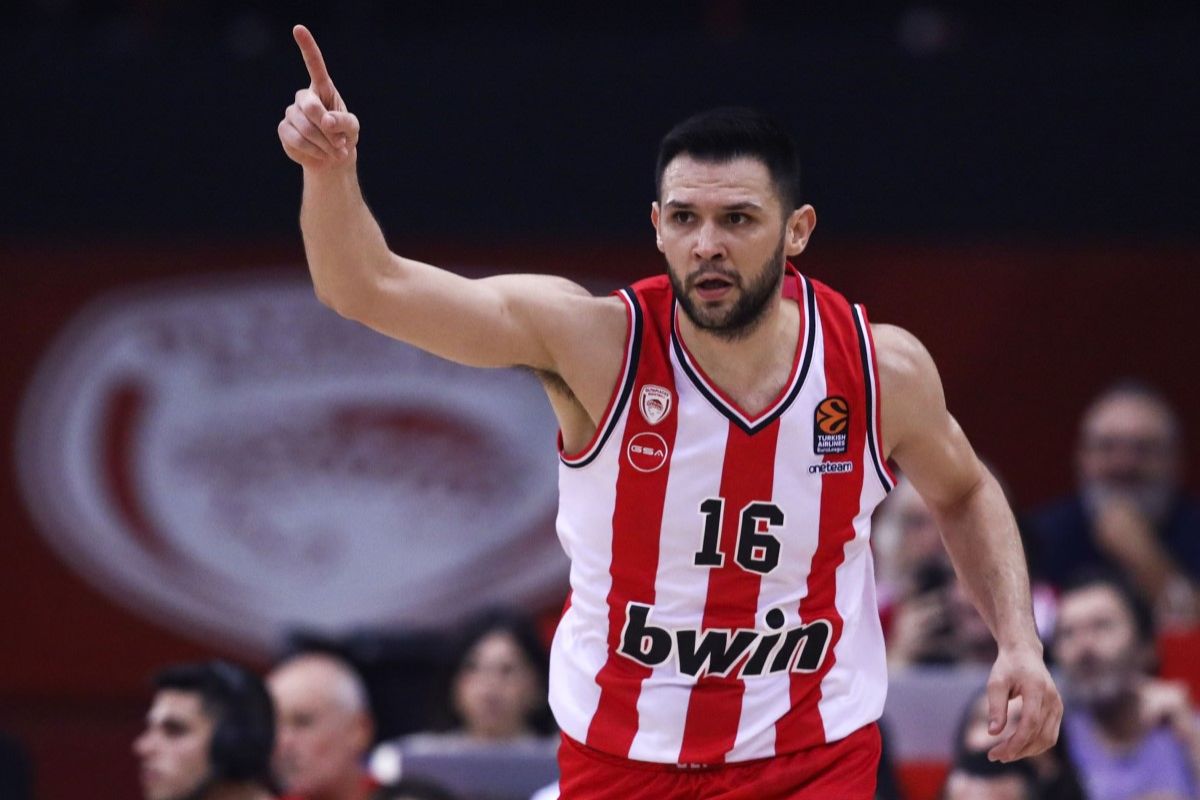 ΦΕΝΕΡΜΠΑΧΤΣΕ - ΟΛΥΜΠΙΑΚΟΣ Live Streaming 02/11