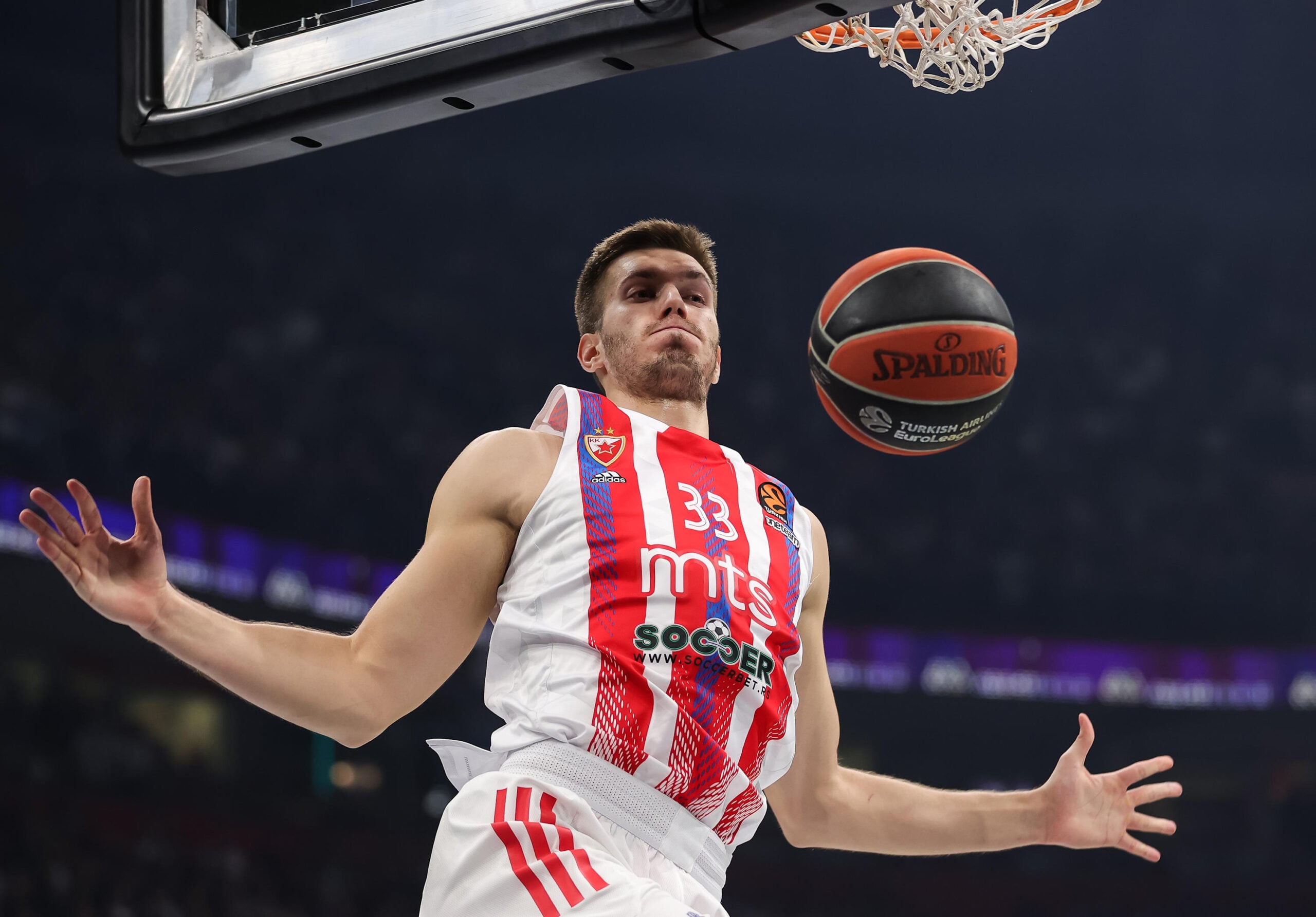 Ραγδαίες εξελίξεις με Πετρούσεφ και Ολυμπιακό