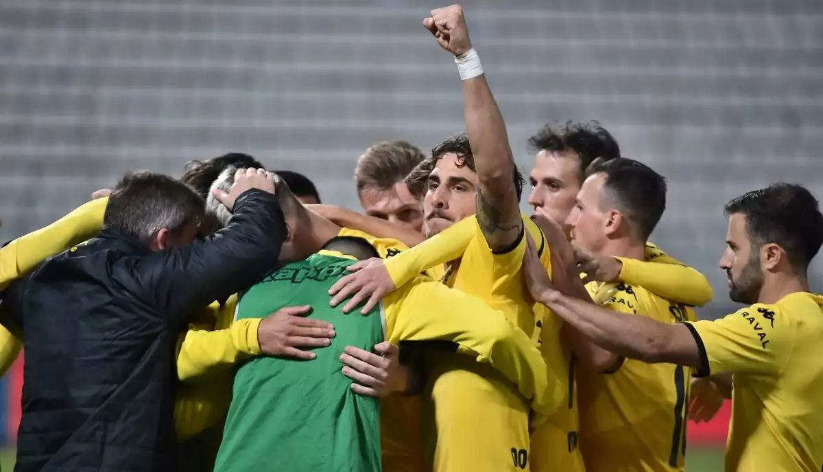 Νέα επιστροφή στον Άρη! Τρίβει τα χέρια του ο Μάντζιος! (vid)