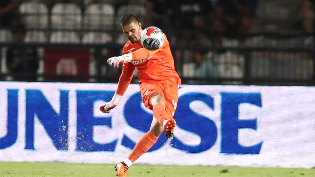 Ανατροπή με Κοτάρσκι και Τζένοα