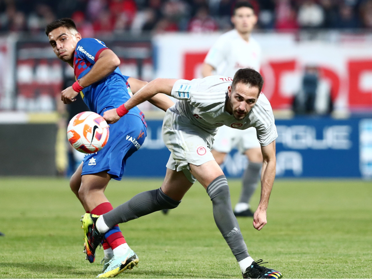 Novibet: Βόλος – Ολυμπιακός με ειδικά στοιχήματα