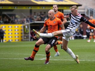 Κουίνς Παρκ - Νταντί Γιουνάιτεντ