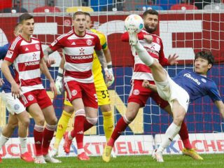 Χόλσταϊν Κίελ - Αννόβερο