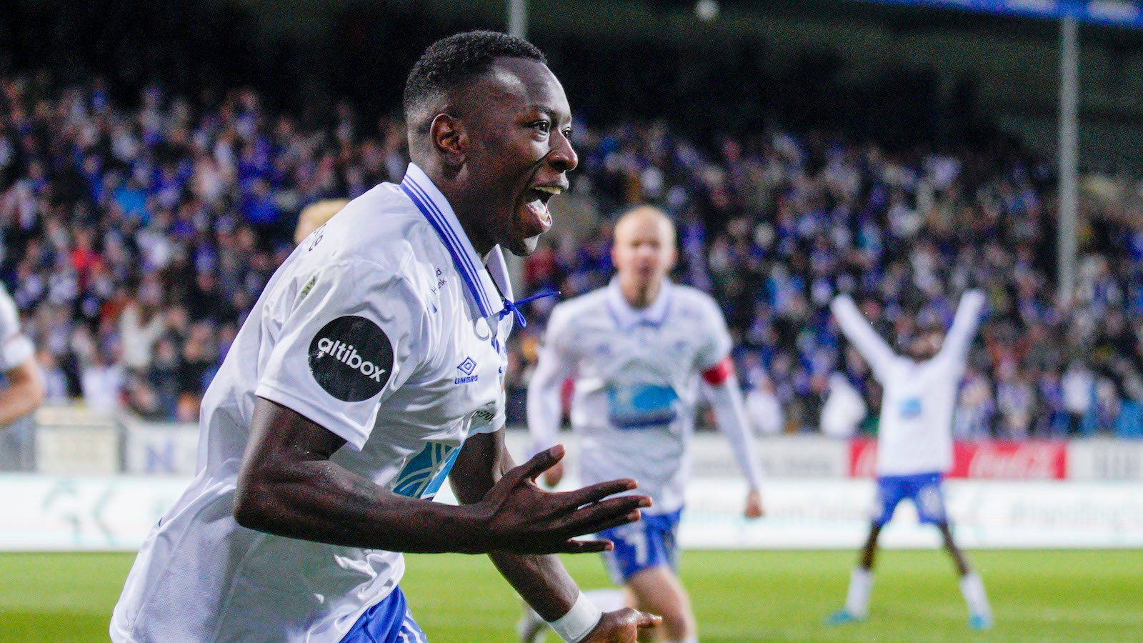 xaoygkesoynt-stampaek-031223