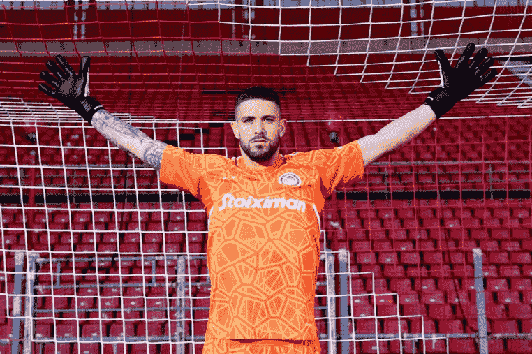 Ενδιαφέρον για Πασχαλάκη!