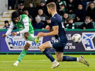 Ρος Κάουντι - Χιμπέρνιαν