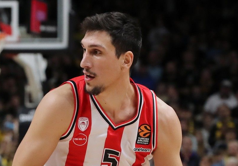 Ολυμπιακός - Αρμάνι Μιλάνο Live Streaming Ζωντανά (02/01)