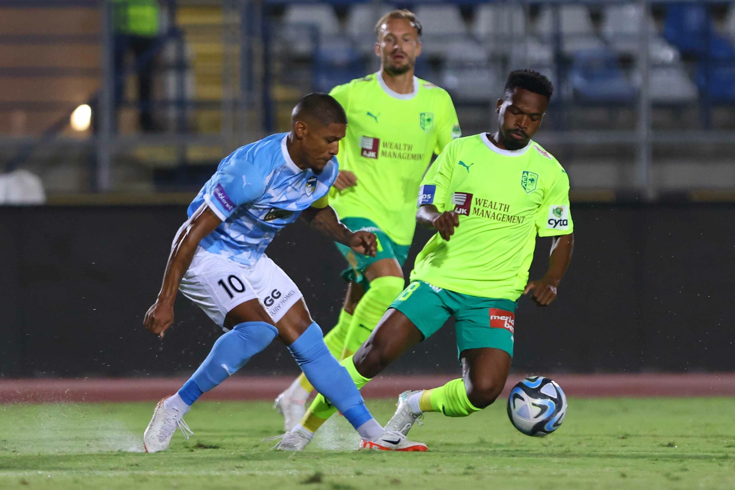 aek-larnakas-pafos-220124