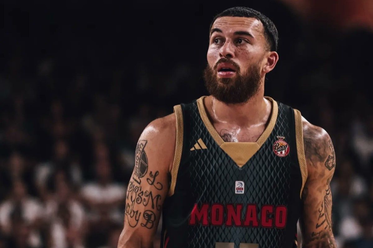 Μάικ Τζέιμς