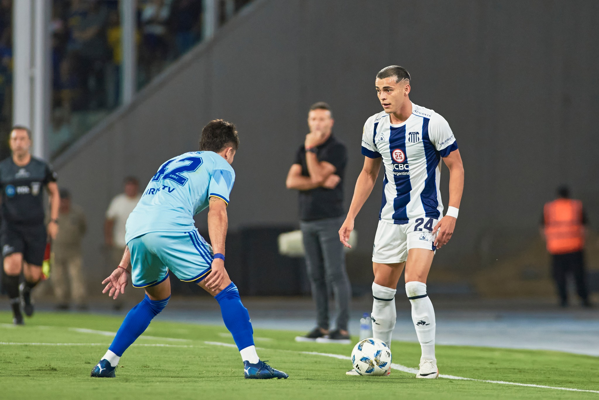 tageres-ximnasia-la-plata-270124