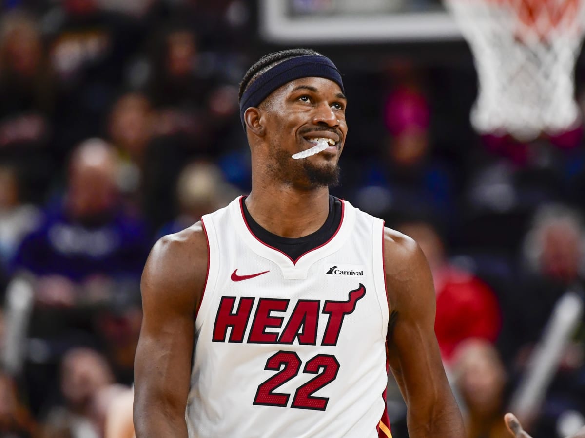 maiami-xit-memfis-gkrizlis-250124