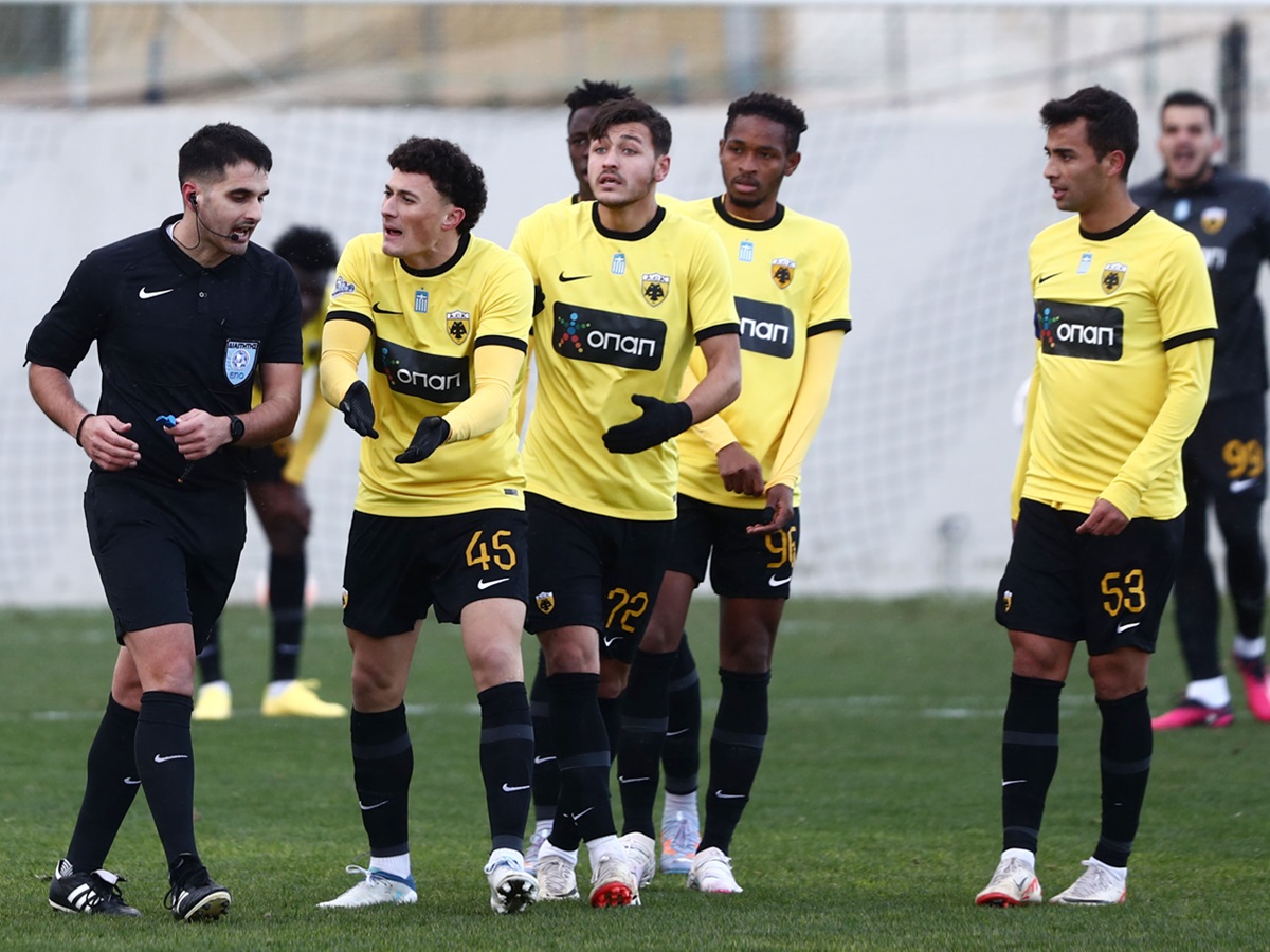 kampaniakos-aek-v-140224