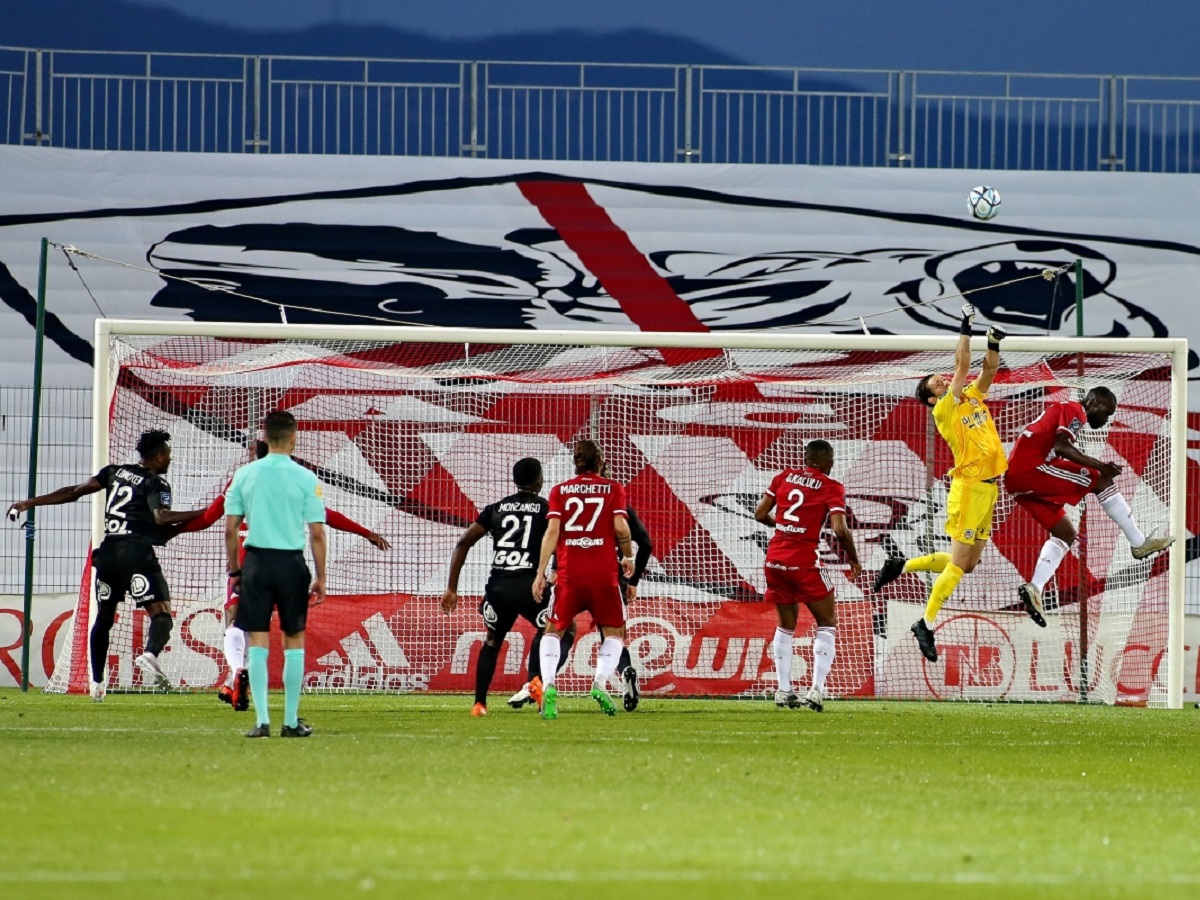 Αζαξιό - Αμιάν προγνωστικά Γαλλίας