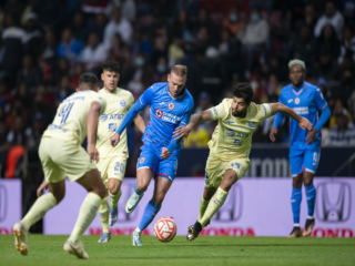 Κλαμπ Αμέρικα - Κρουζ Αζούλ