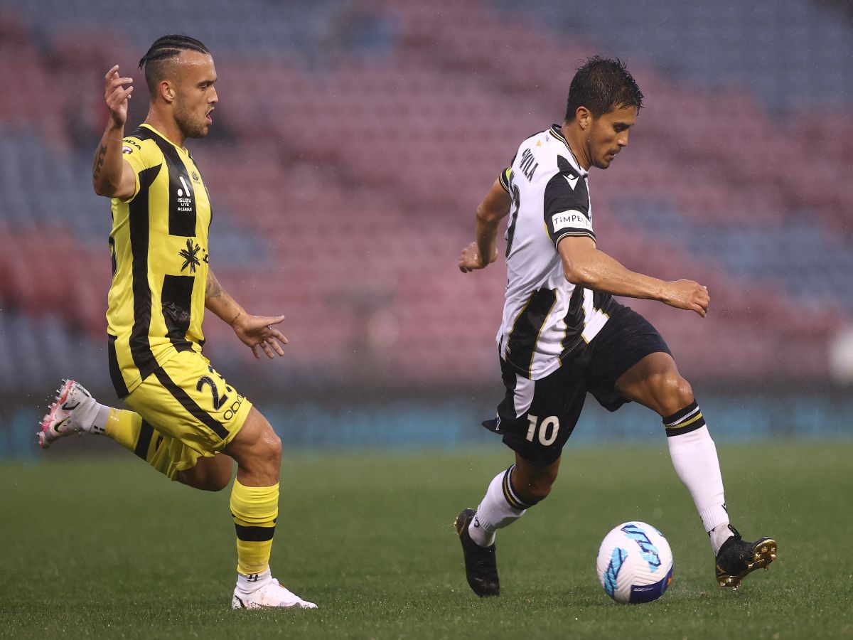 macarthur-fc-oyelingkton-foiniks-180224