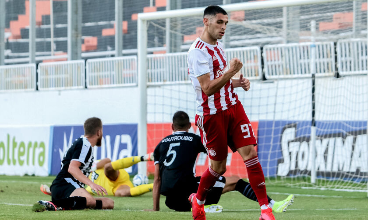 Ο Ολυμπιακός φιλοξενεί τον ΟΦΗ στην Κρήτη.