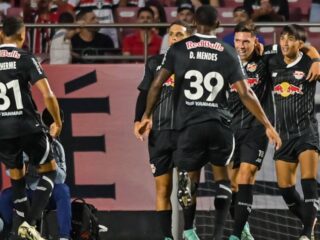 Ριονέγκρο Άγκιλας - Μπραγκαντίνο