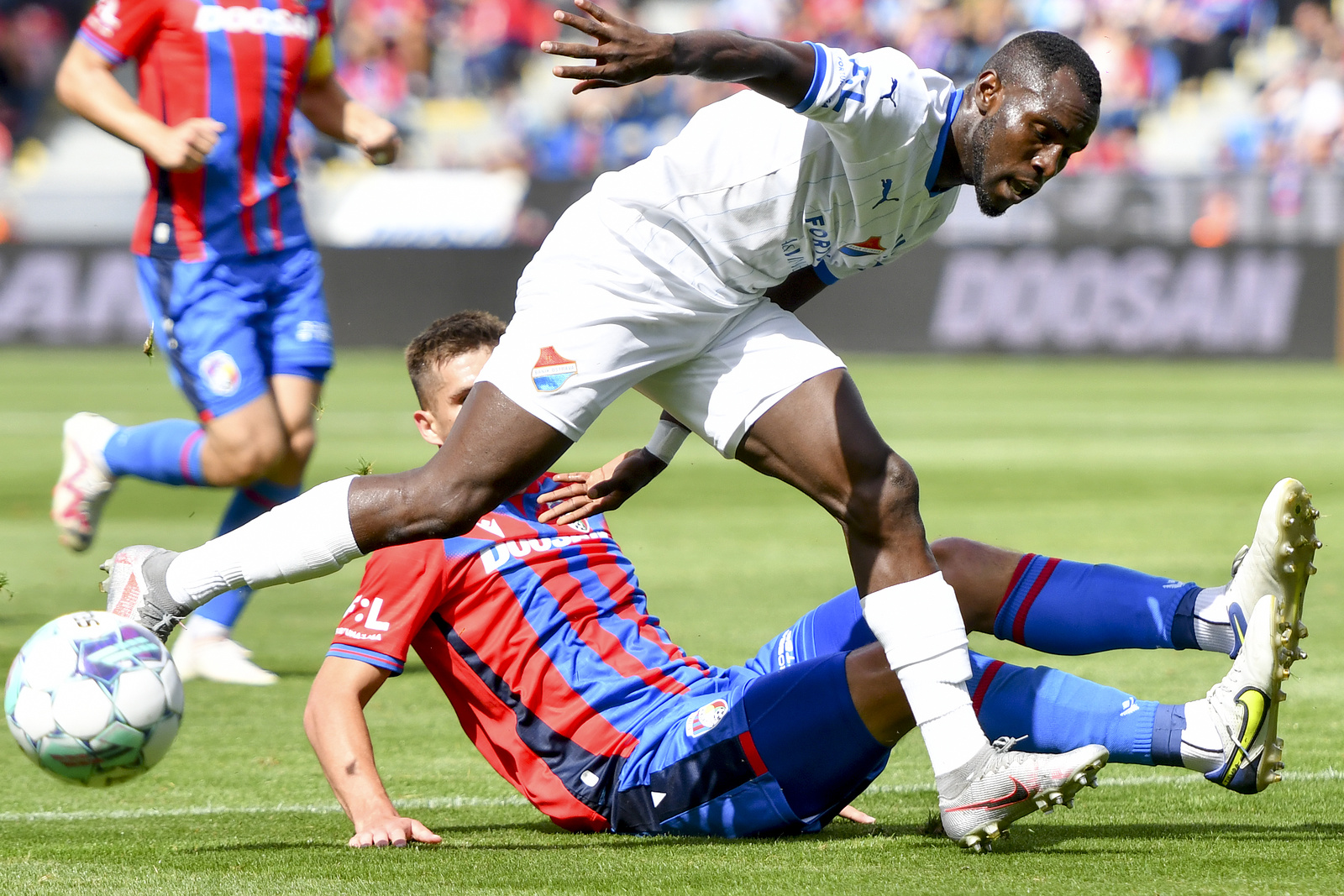 mpanik-ostrava-viktoria-plzen-130224