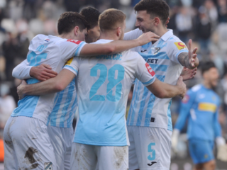 Κορβινούλ Χιουνεντοάρα - Ριέκα