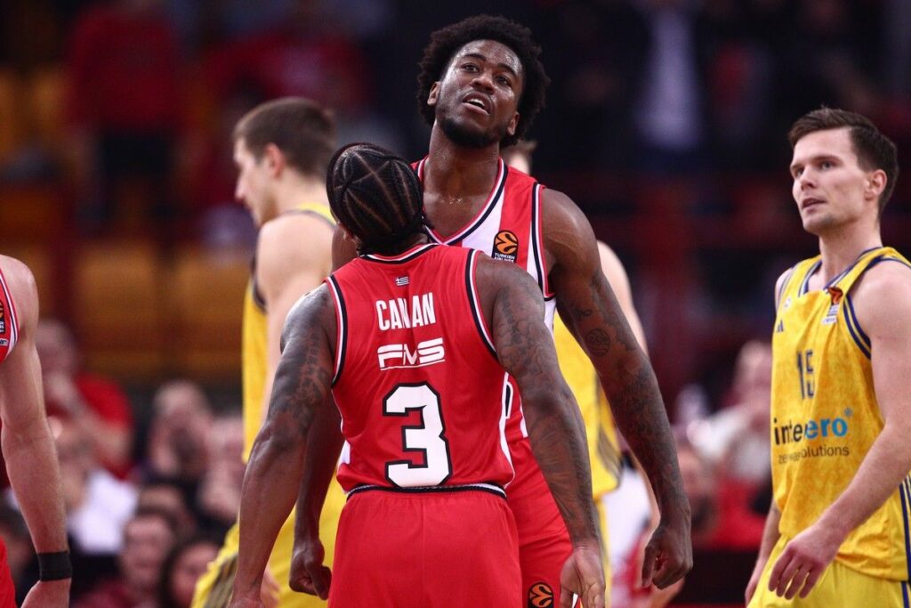 Mπάγερν - Ολυμπιακός Live Streaming Ζωντανά (01/02)