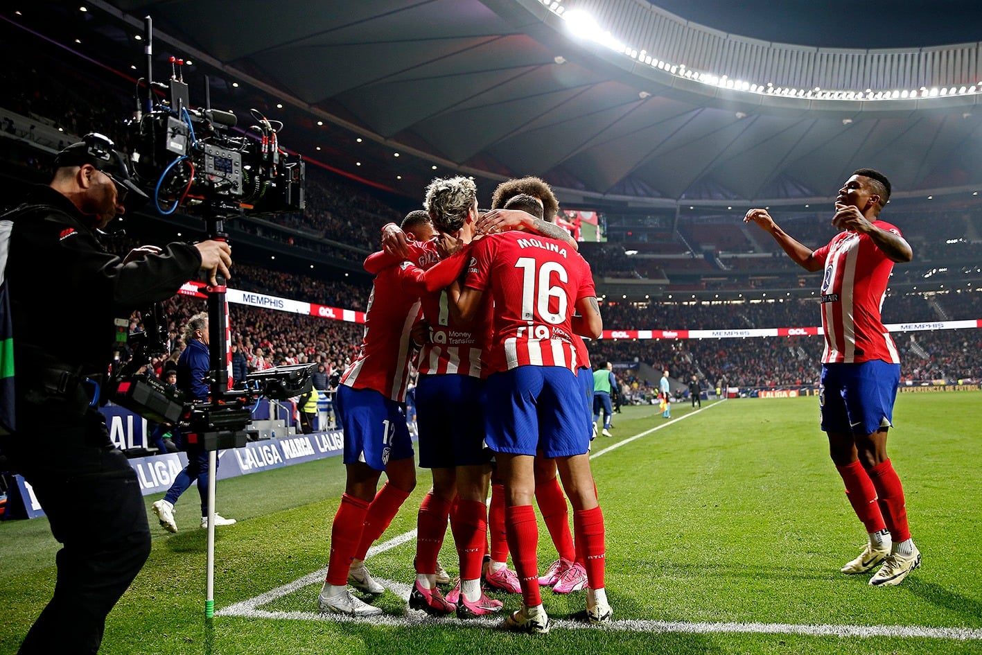 23 νίκες σε 25 παιχνίδια