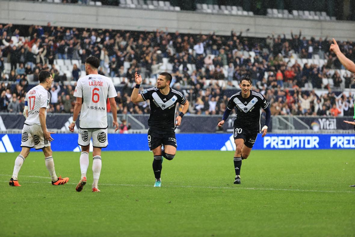 anesi-mpornto-160324