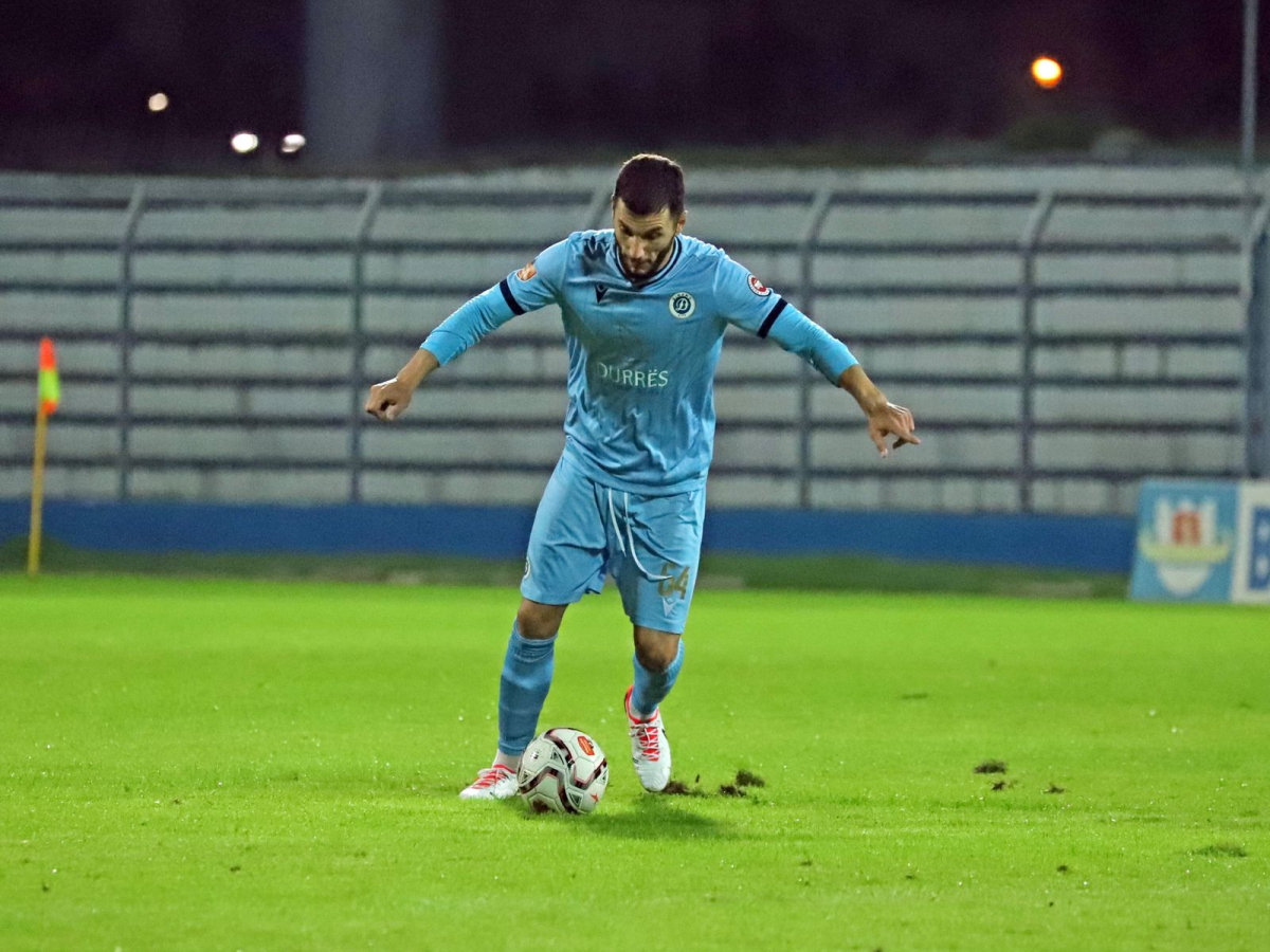 ntinamo-tiranon-skentermpeoy-300324