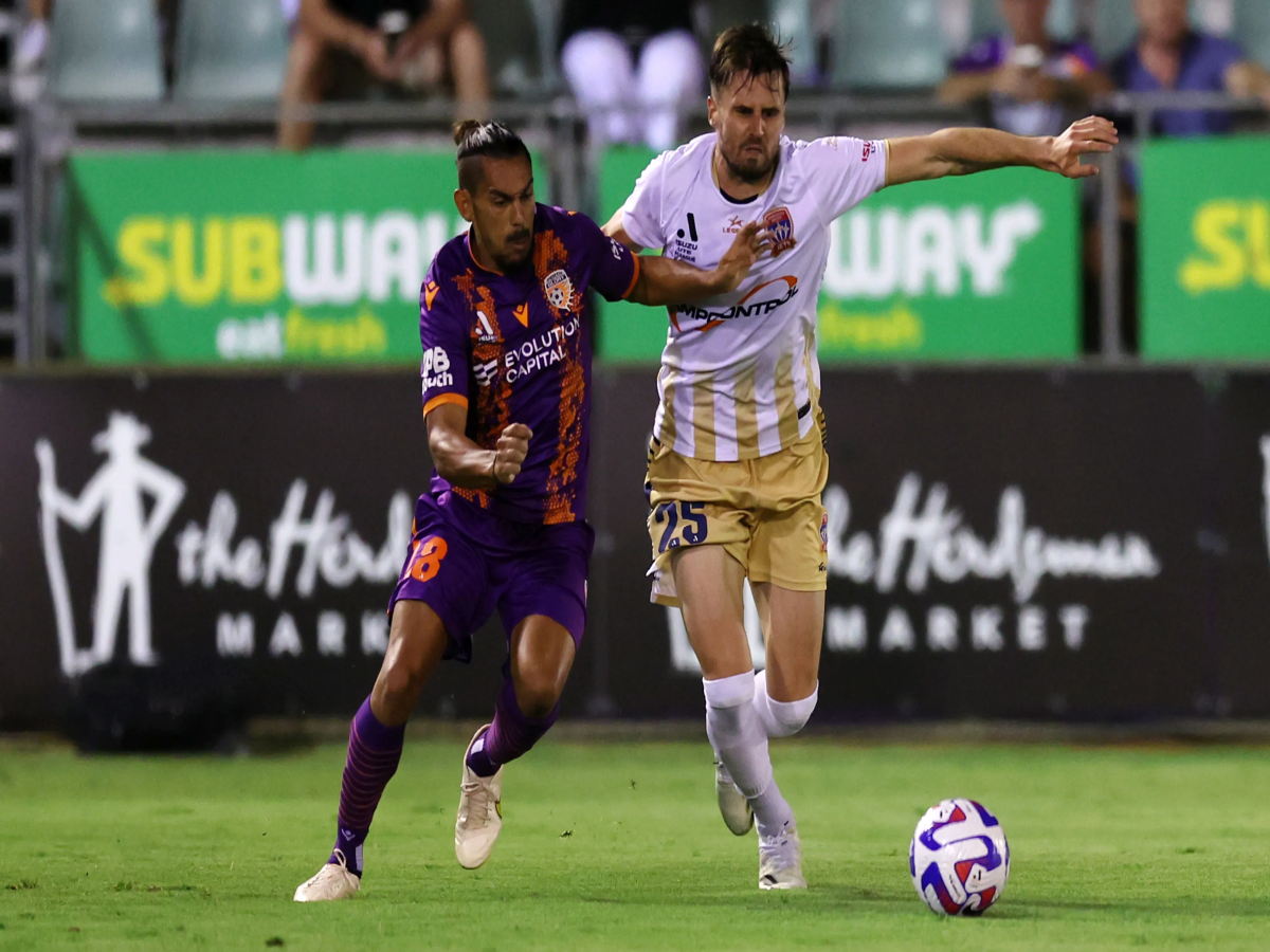 perth-gklori-nioykastl-tzets-090324