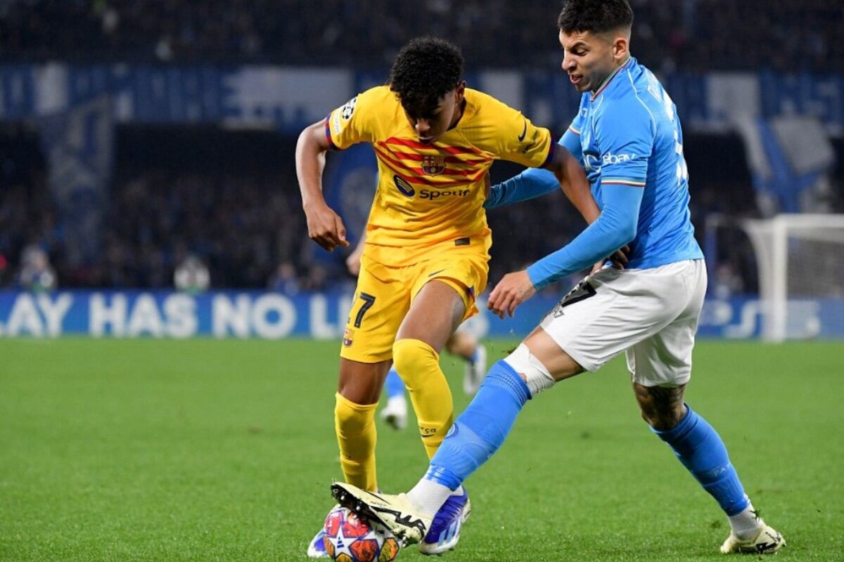 Η παράδοση του Νάπολι - Μπαρτσελόνα