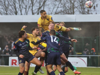 Σάτον Γιουν. - Άκρινγκτον