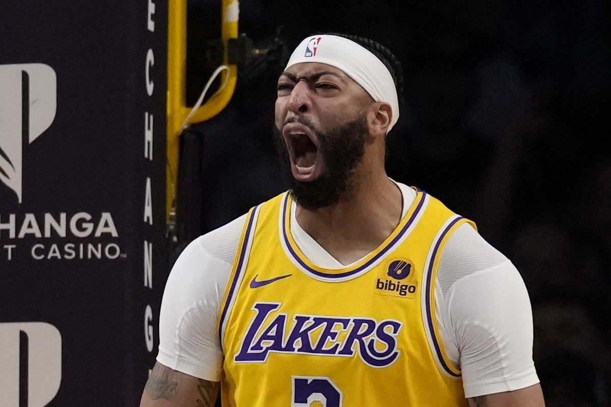 los-antzeles-leikers-gkolnten-steit-goyoriors-170324