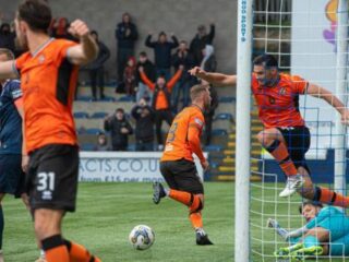 Νταντί Γιουνάιτεντ - Ρέιθ Ρόβερς