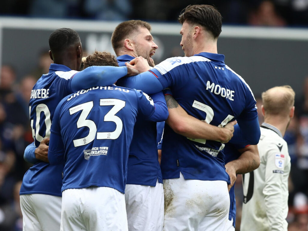 Προγνωστικά Τσάμπιονσιπ από Βασίλη Βασιλείου