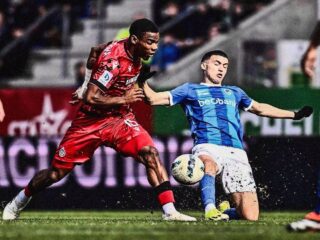 Κλαμπ Μπριζ - Γκενκ