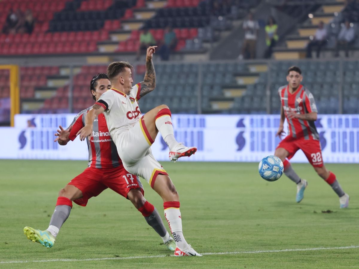 katantzaro-kremoneze-200424