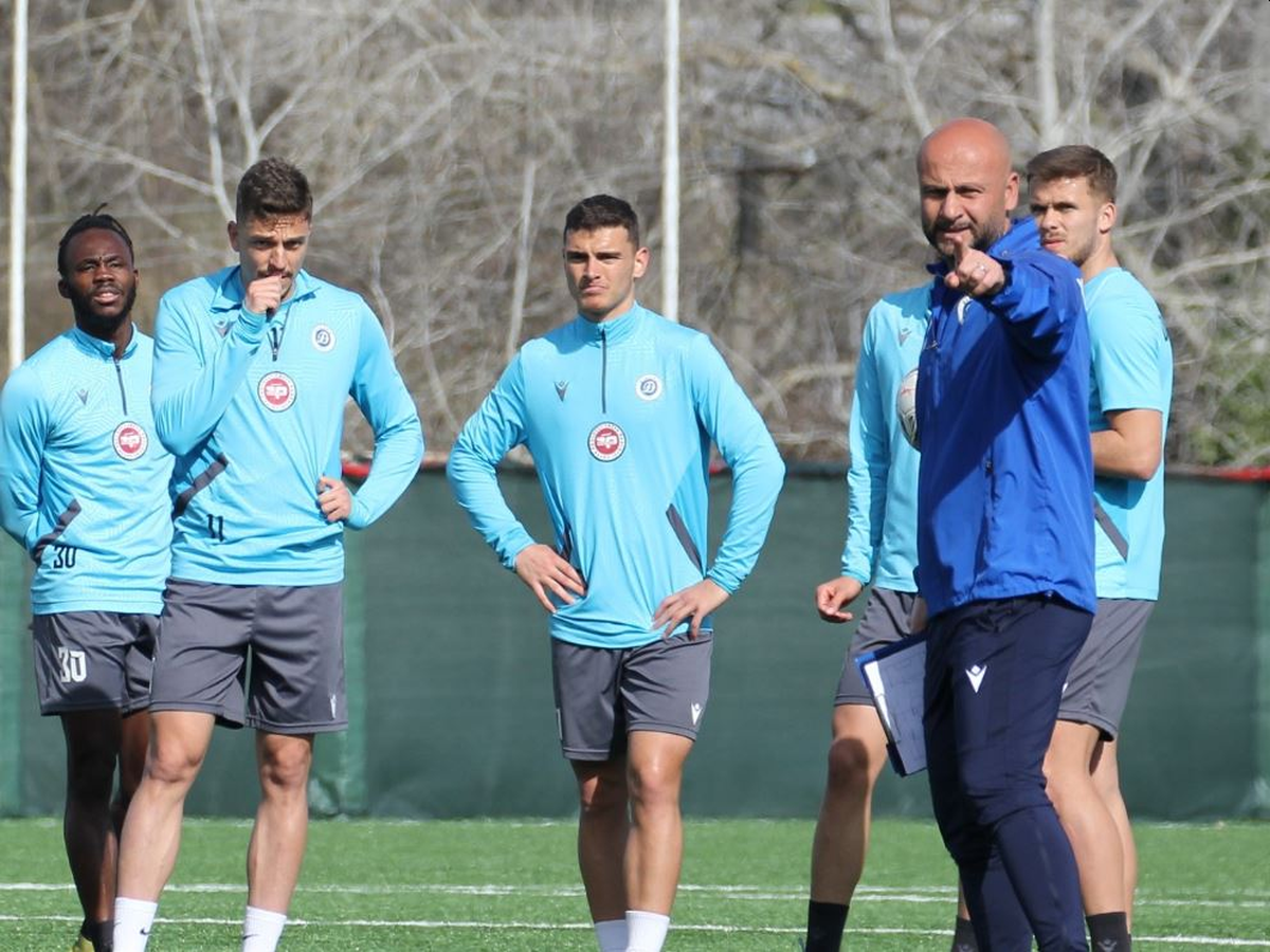 ntinamo-tiranon-erzeni-140424