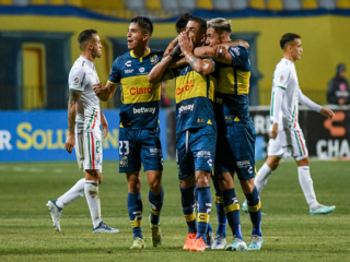 Έβερτον Ντε Βίνα - Άουνταξ Ιταλιάνο