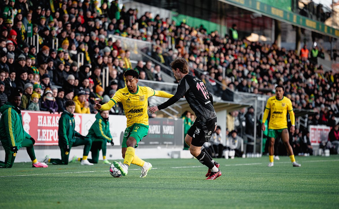 ilves-gknistan-130424