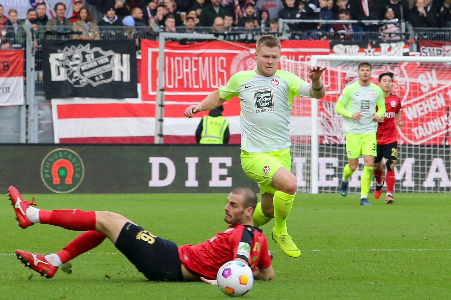 kaizerslaoytern-veen-200424