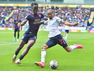 Πίτερμπρο - Μπόλτον