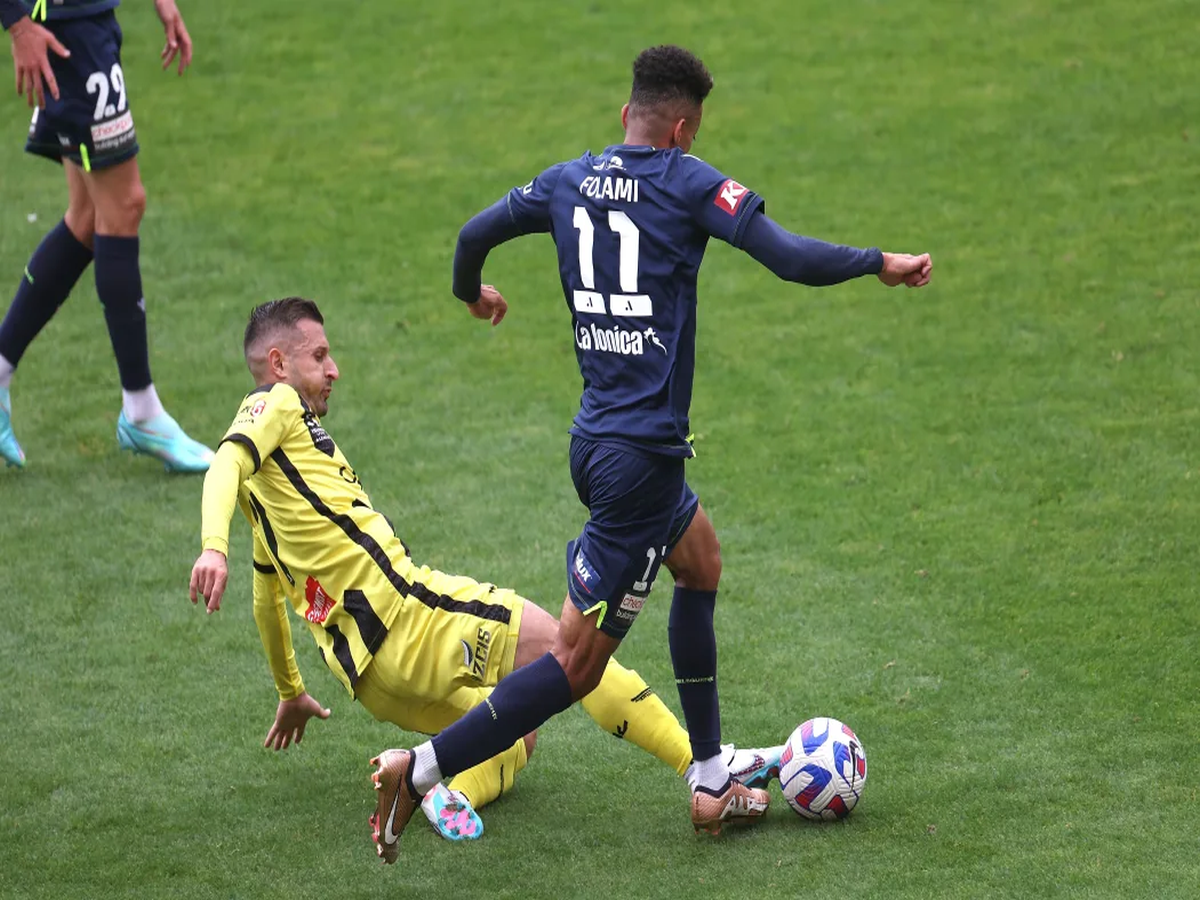 oyelingkton-foiniks-melmpoyrn-viktori-120424