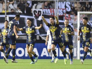 Τρινιντένσε - Νασιονάλ Ποτοσί