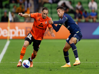 Μέλμπουρν Βίκτορι - Μπρίσμπεν Ρόαρ