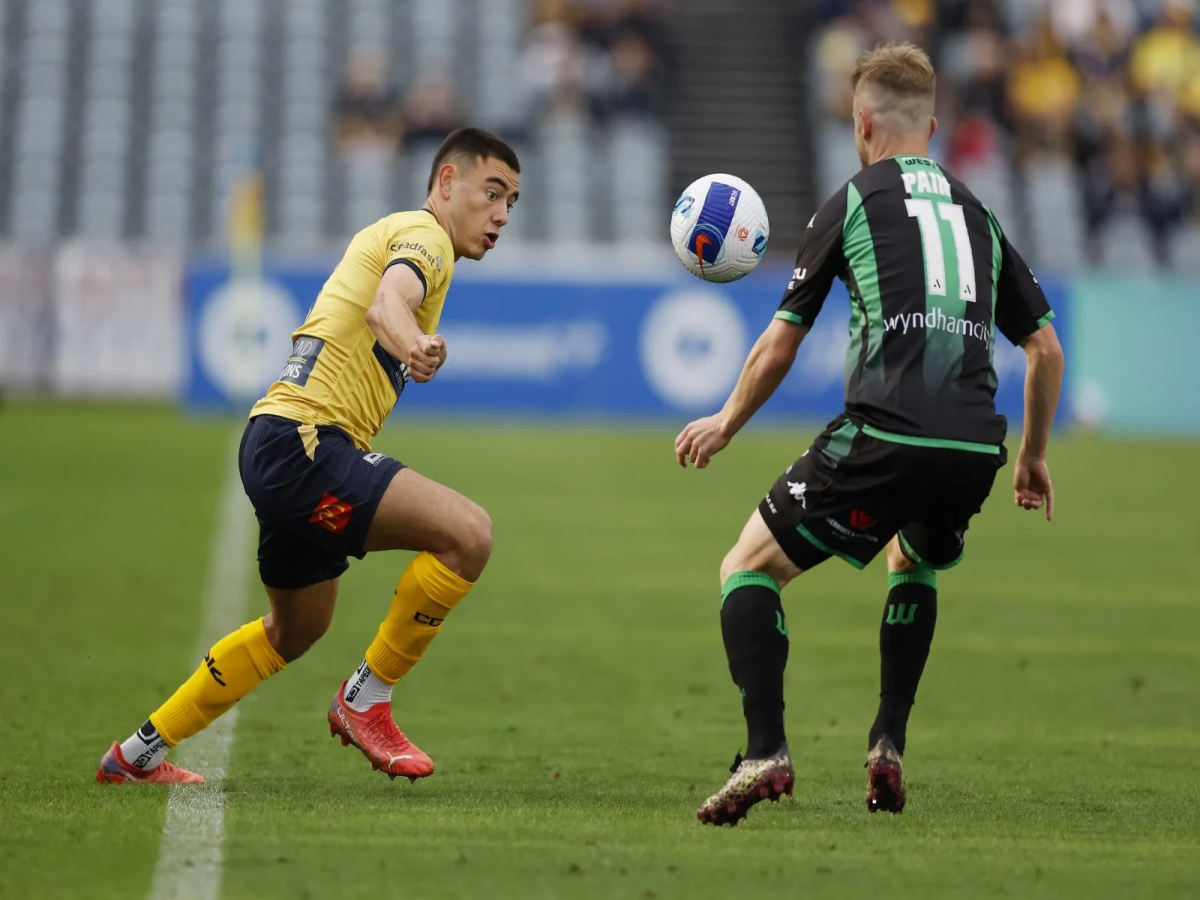 western-united-fc-sentral-kost-mariners-130424