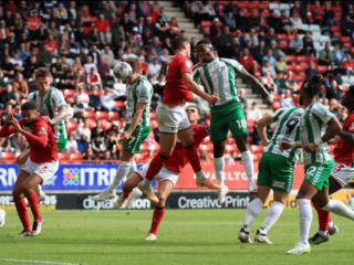 Γουίκομ - Τσάρλτον