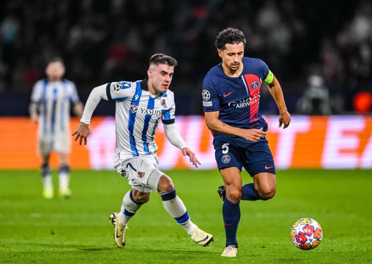 Ζόρια στον όμιλο