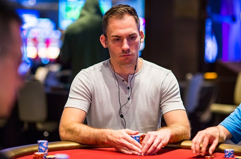 Πώς είναι να είσαι διάνοια στο πόκερ απ’ τα 19;