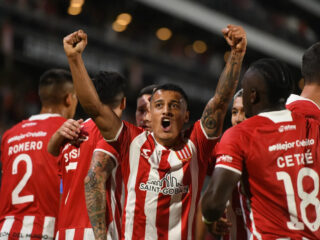 Εστουδιάντες - Δε Στρόνγκεστ