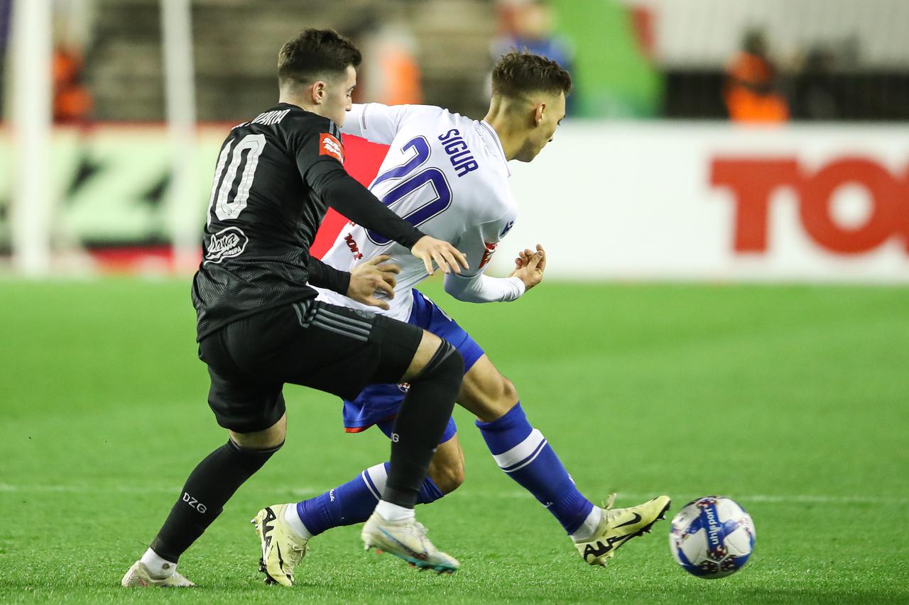 xaintoyk-ntinamo-zagkremp-030424